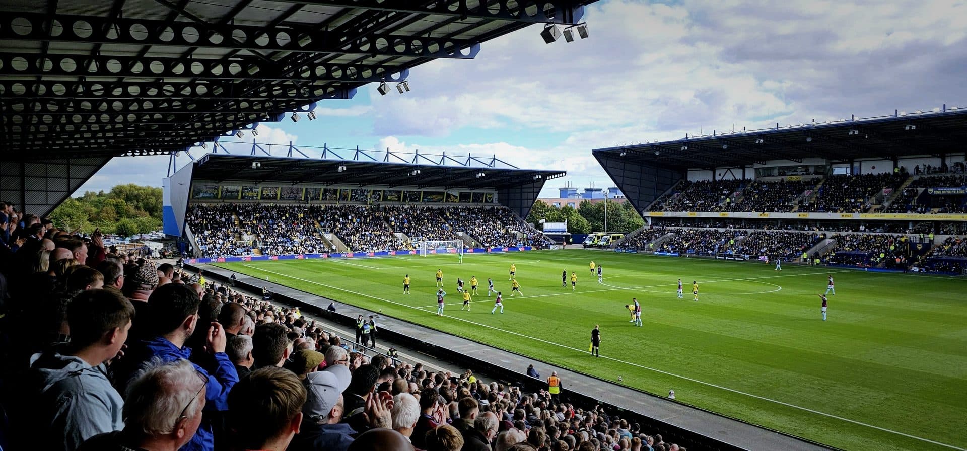 Oxford United vs Stockport County